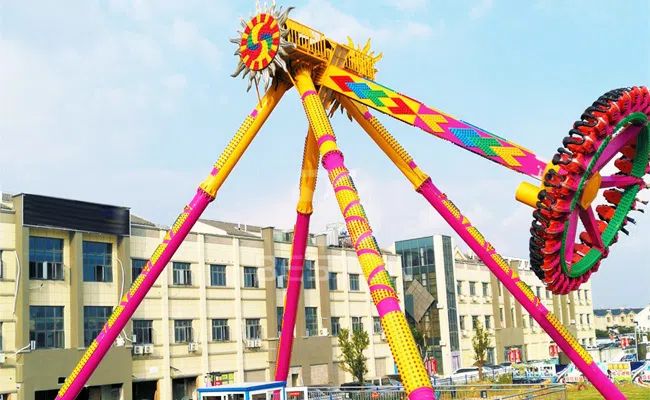 Аттракцион Маятник в торговых центрах и развлекательных комплексах