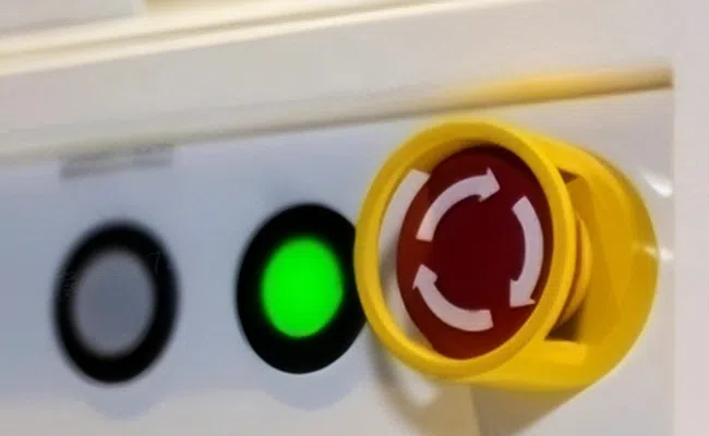 Кнопка аварийной остановки